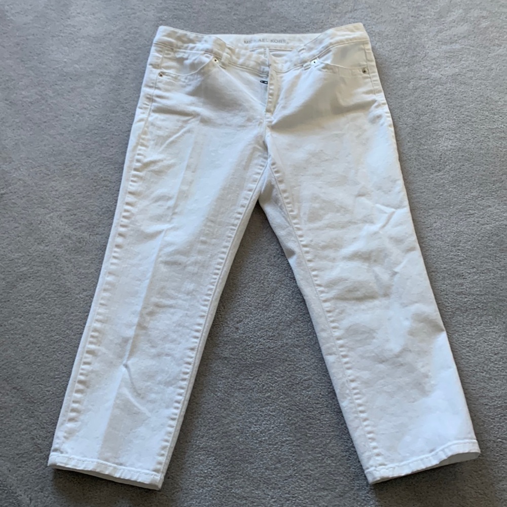 Great condition white capris ,size 8 , Michael Kors